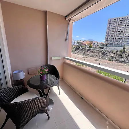 Paradise Sunset 100 Hardrock Apartment